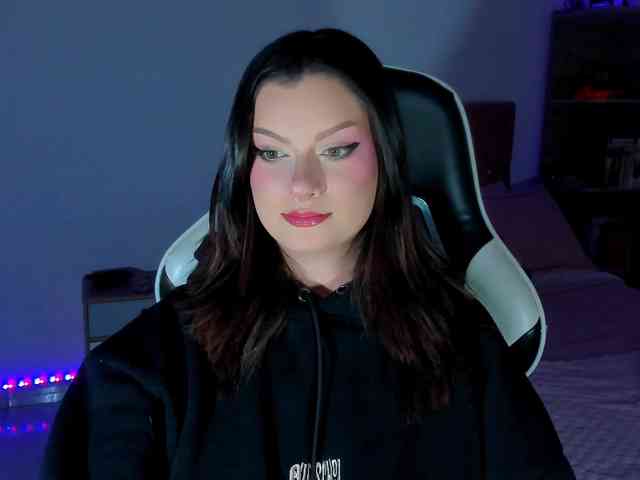 OphelianaRose webcam