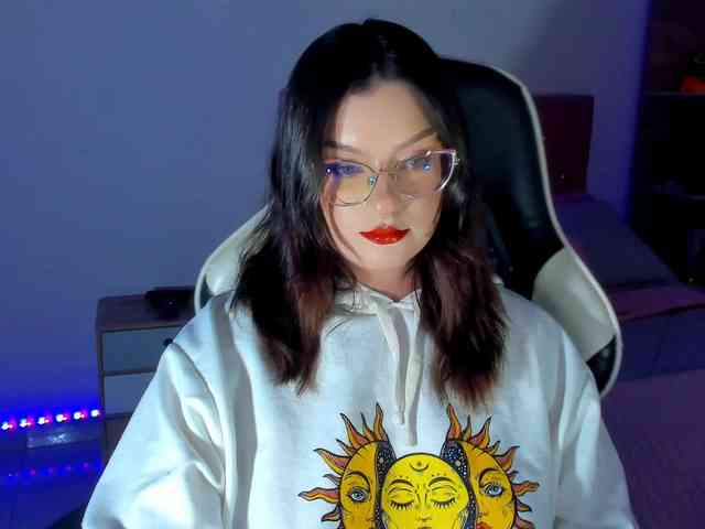 OphelianaRose webcam