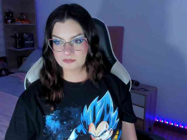 OphelianaRose webcam