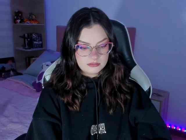 OphelianaRose webcam