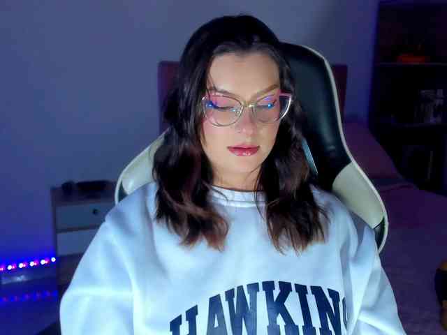 OphelianaRose webcam