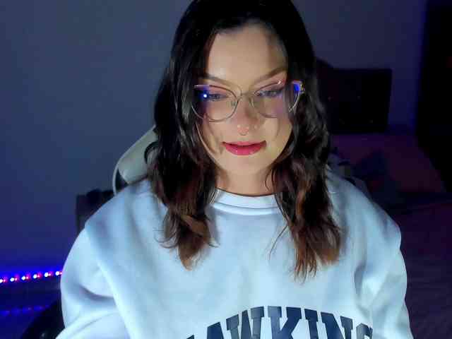 OphelianaRose webcam