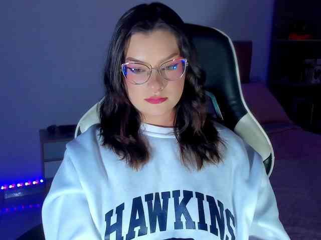 OphelianaRose webcam