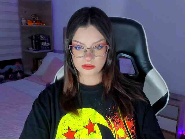 OphelianaRose webcam