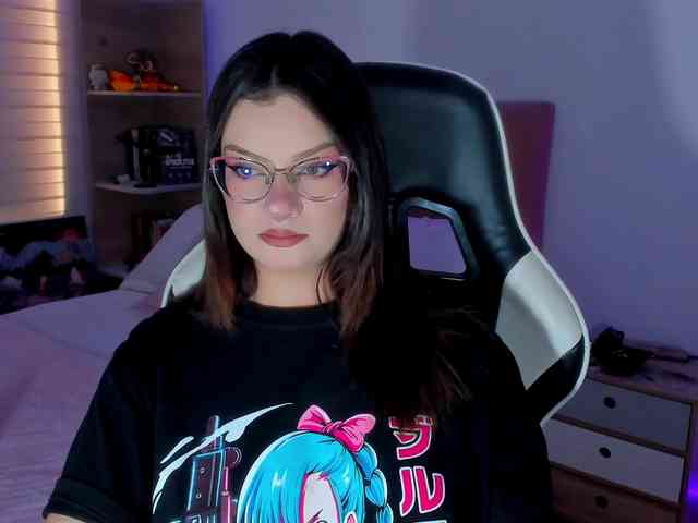 OphelianaRose webcam