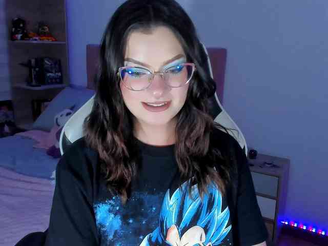 OphelianaRose webcam