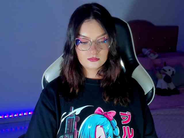 OphelianaRose webcam