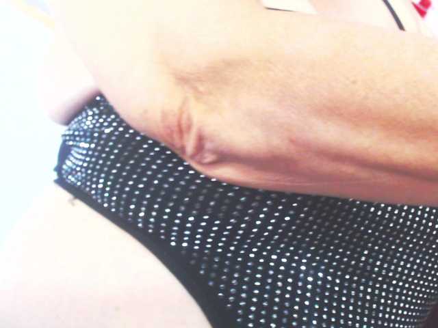 Mature2025 live cam on BongaCams