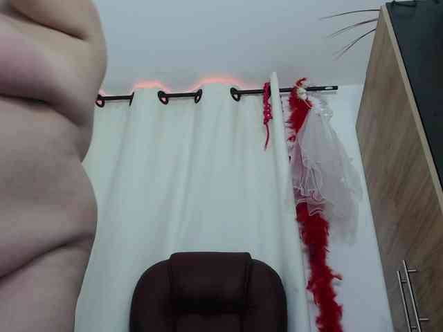 Mature2025 webcam