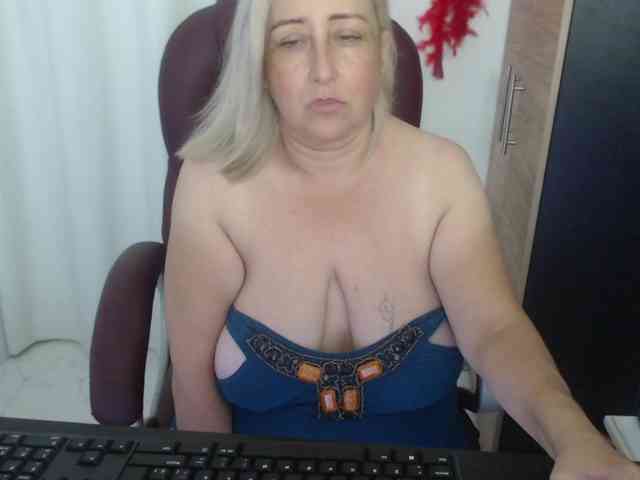 Mature2025 webcam