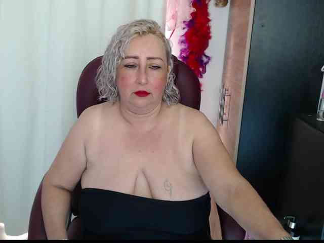 Mature2025 webcam