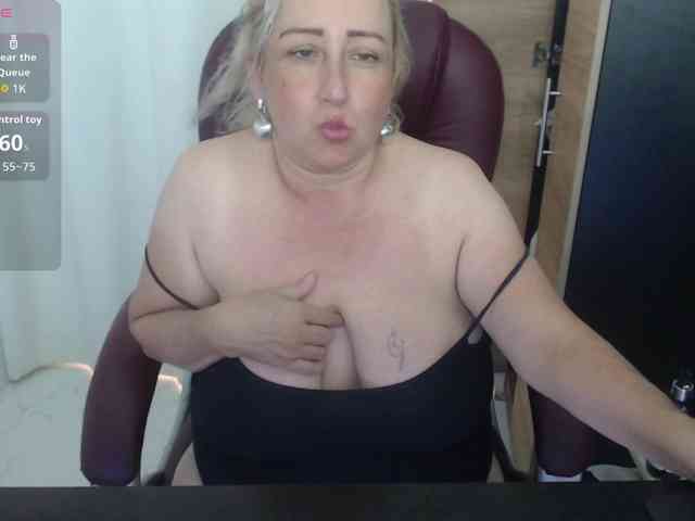 Mature2025 webcam