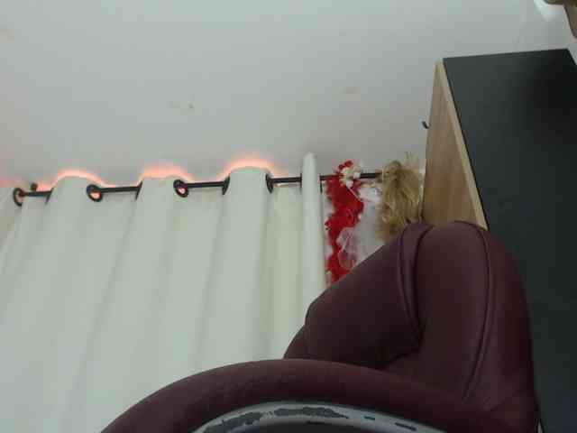 Mature2025 webcam