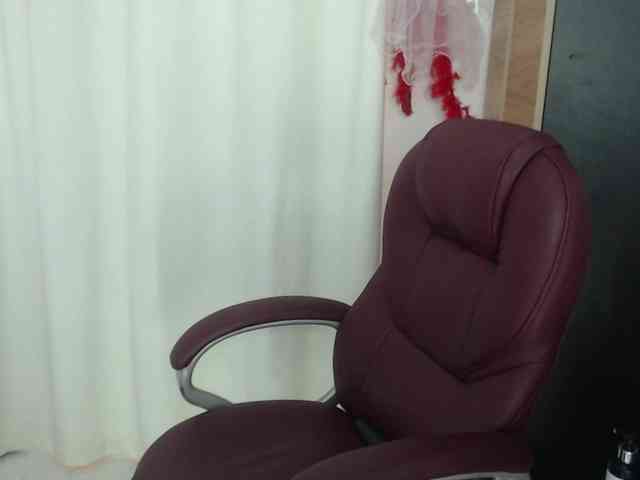 Mature2025 webcam