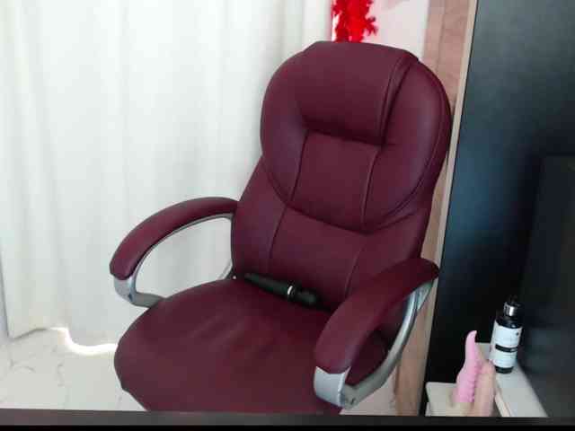 Mature2025 webcam