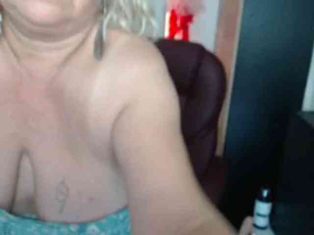 Mature2025 webcam