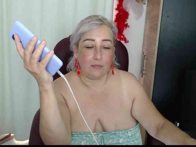 Mature2025 webcam