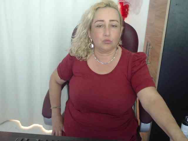 Mature2025 webcam
