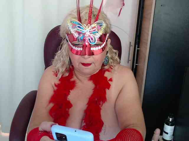 Mature2025 webcam