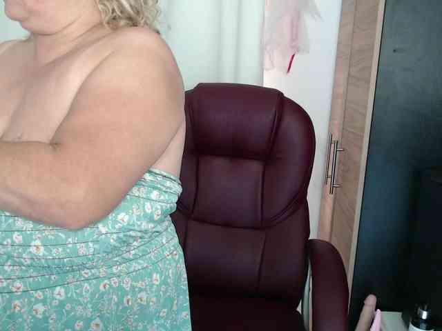 Mature2025 webcam