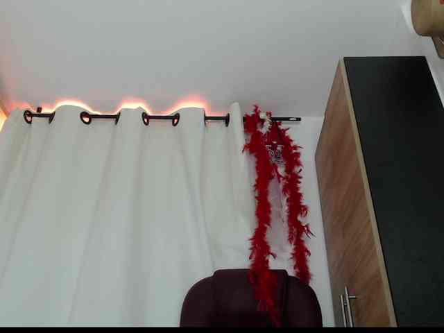 Mature2025 webcam