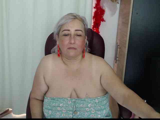 Mature2025 webcam