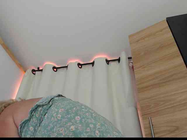 Mature2025 webcam