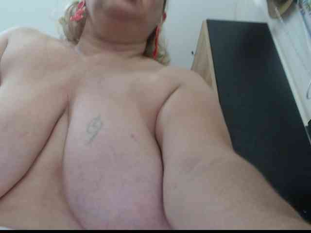 Mature2025 webcam