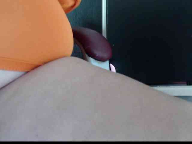 Mature2025 webcam
