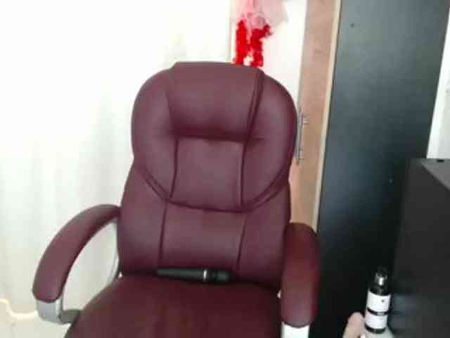 mature2025's live room