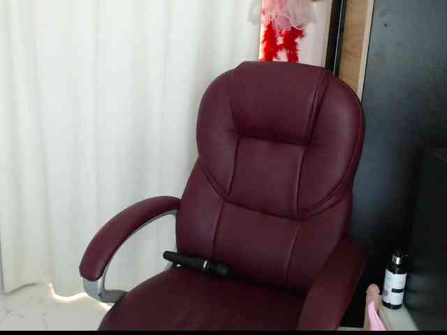 Mature2025 webcam