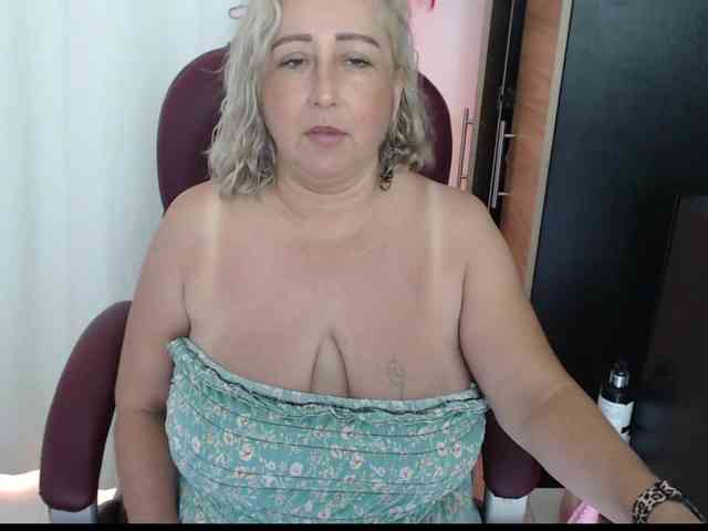 Mature2025 webcam