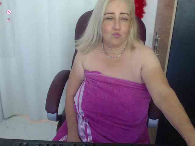 Mature2025 webcam