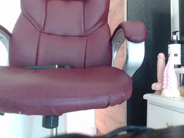 Mature2025 webcam