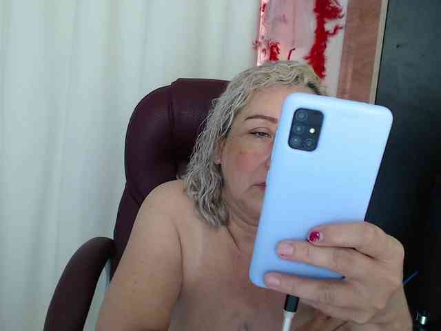 Mature2025 webcam