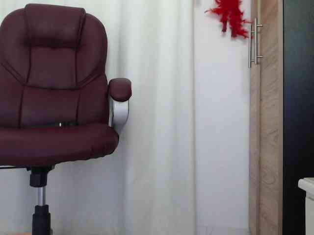 Mature2025 webcam