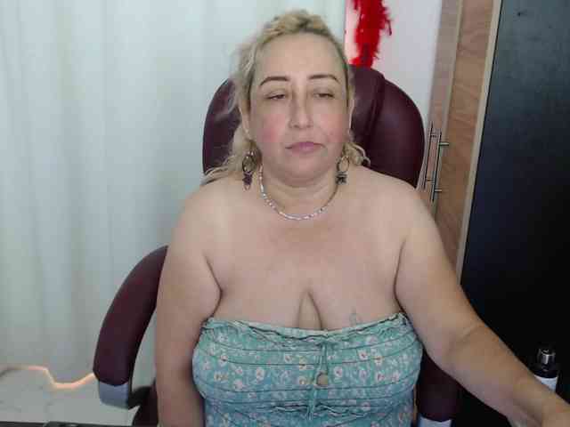 Mature2025 webcam