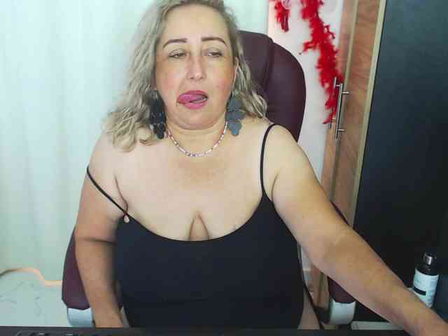 Mature2025 webcam
