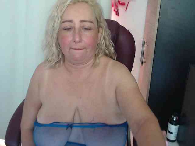 Mature2025 webcam