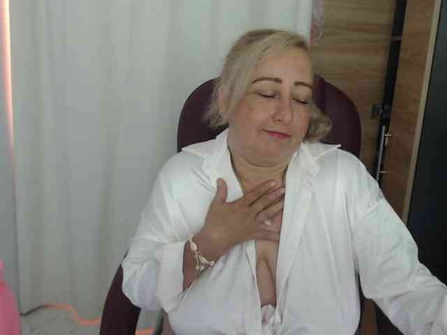 Mature2025 webcam