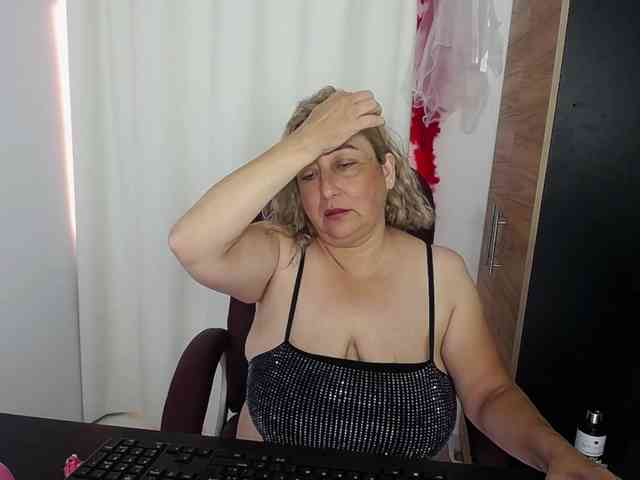 Mature2025 webcam
