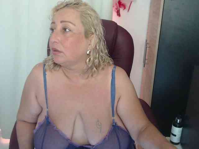 Mature2025 webcam