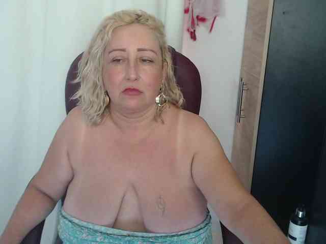 Mature2025 webcam