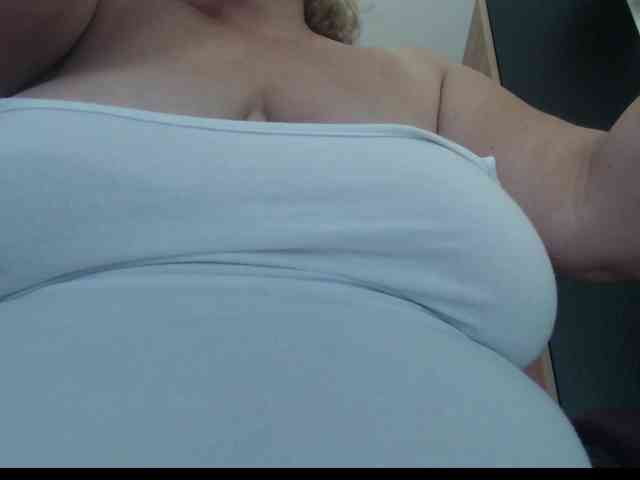 Mature2025 webcam