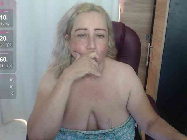 Mature2025 webcam