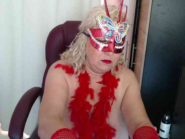 Mature2025 webcam