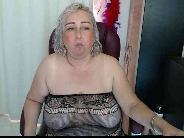 Mature2025 webcam