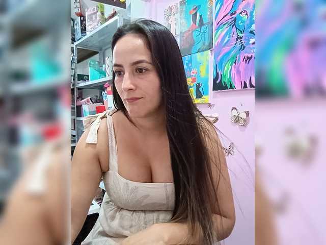 roussemelinda live cam on BongaCams