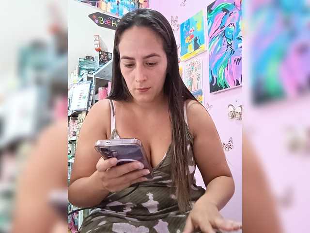 roussemelinda live cam on BongaCams