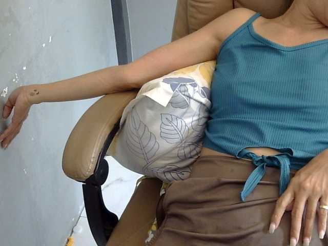 MariaLeteciaFilipina's BongaCams show and profile